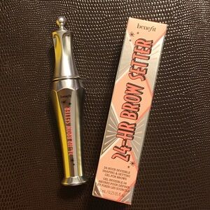 Benefit 24-HR Brow Setter NIB